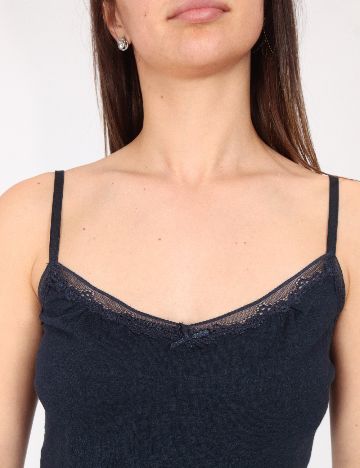 Maiou Bershka, albastru