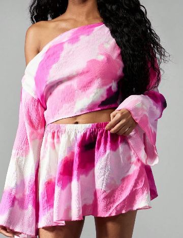 Compleu Missguided, roz