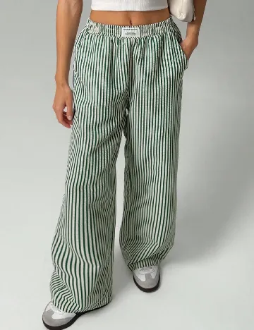 Pantaloni SHEIN, verde