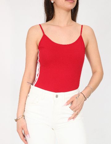 Body Bershka, rosu