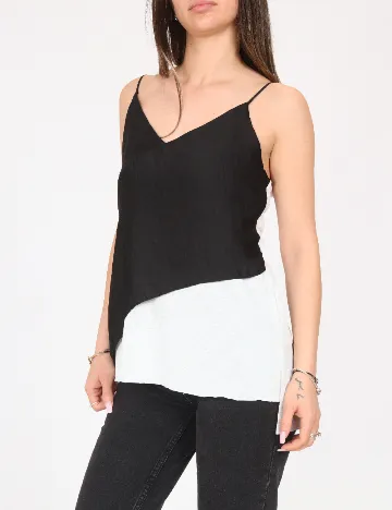 Maiou Zara, alb/negru