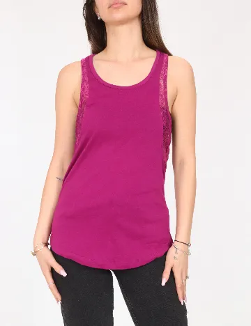 Maiou Bershka, mov