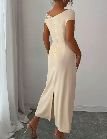 Rochie medie SHEIN, crem
