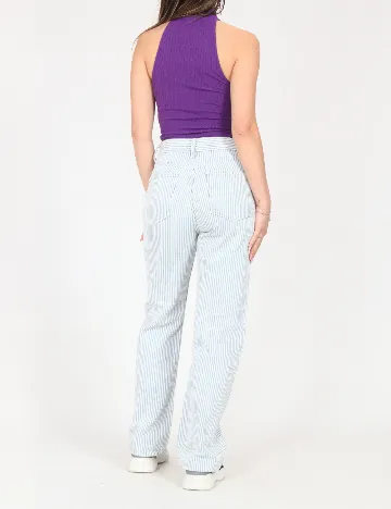 Top Bershka, mov