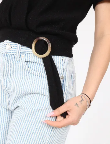 Top Bershka, negru