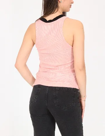 Maiou Zara, roz