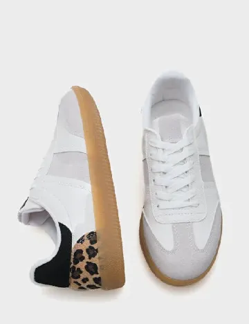 Adidasi Capone Outfitters, alb/gri