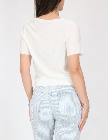 Top Bershka, alb