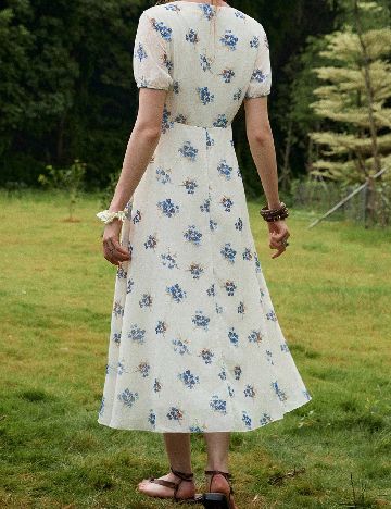 Rochie medie SHEIN, crem