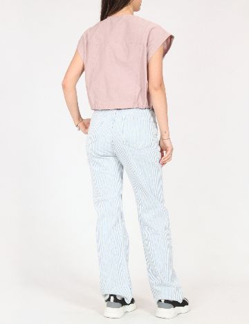 Vesta Zara, roz