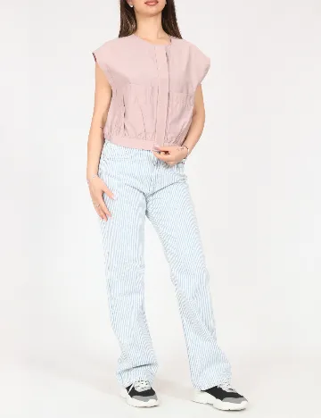 Vesta Zara, roz