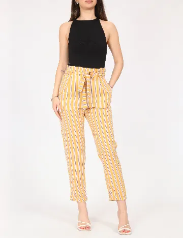 Pantaloni Pull&Bear, galben