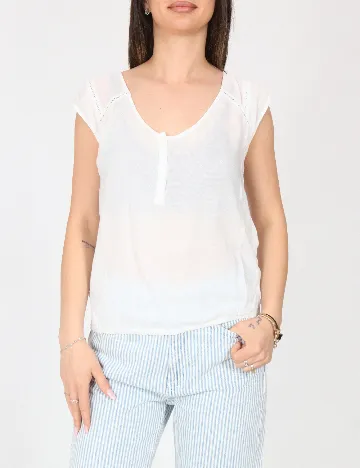 Top Bershka, alb