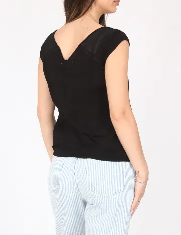 Top Bershka, negru