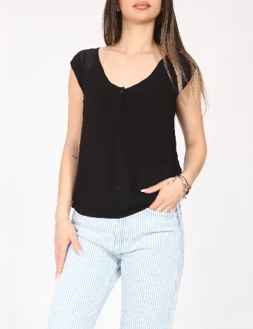 Top Bershka, negru