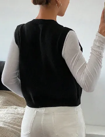 Vesta Dazy, negru