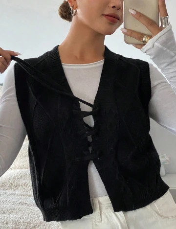 Vesta Dazy, negru