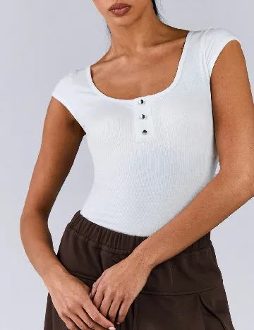 Body SHEIN, alb