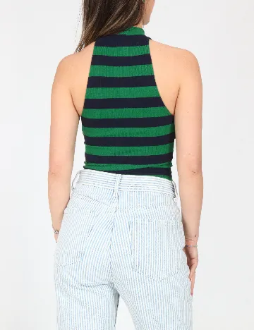 Top Bershka, verde