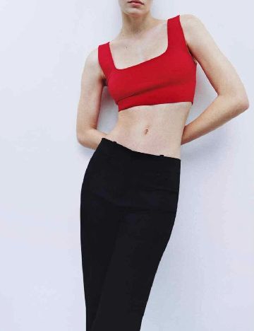 Top Zara, rosu