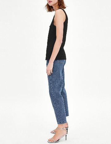 Maiou Zara, negru