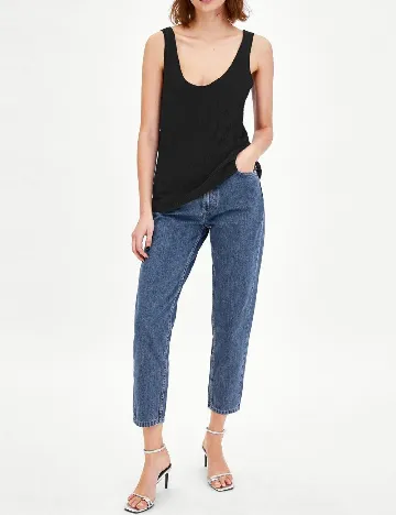 Maiou Zara, negru