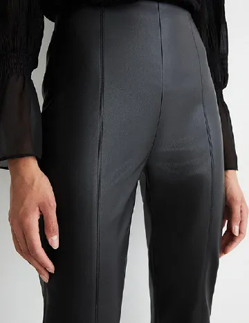 Pantaloni imitatie de piele WAREHOUSE, negru
