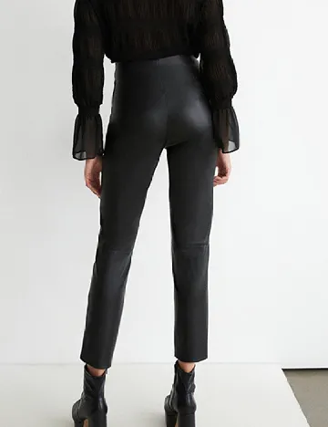 Pantaloni imitatie de piele WAREHOUSE, negru