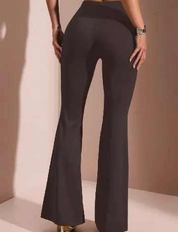 Pantaloni SHEIN, maro