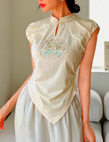 Tricou SHEIN, crem