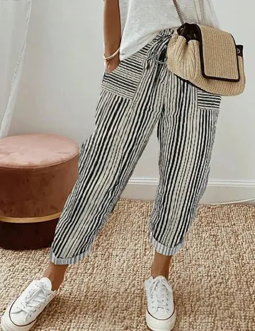 Pantaloni SHEIN, alb
