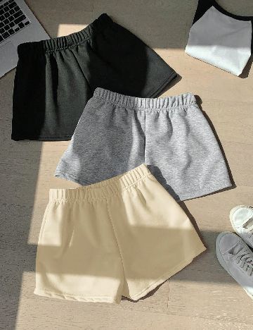 Set Pantaloni scurti 3 perechi SHEIN CURVE, mix culori