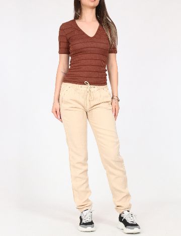 Pantaloni Bershka, crem