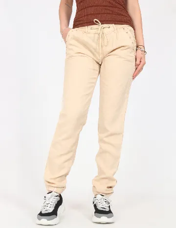 Pantaloni Bershka, crem