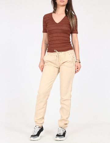 Pantaloni Bershka, crem
