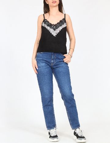 Maiou Zara, negru