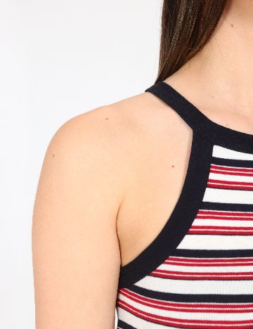 Top Zara, rosu