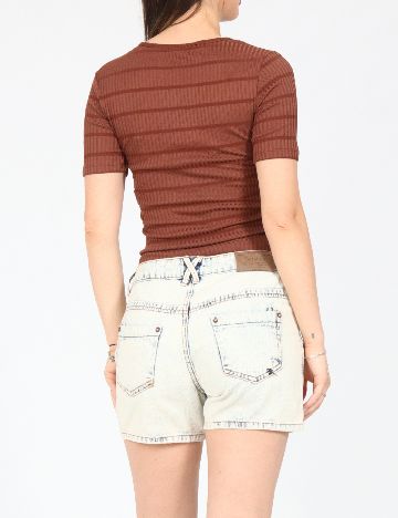 Pantaloni scurti Bershka, albastru deschis