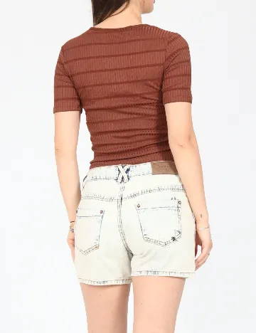 Pantaloni scurti Bershka, albastru deschis