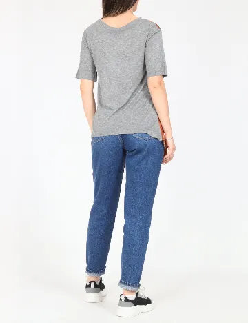 Tricou Zara, maro