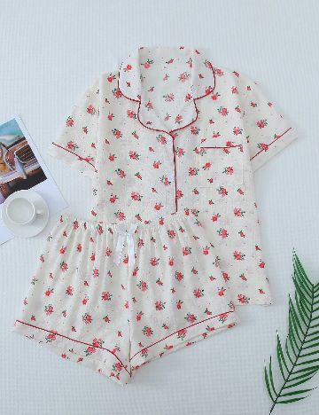 Pijama SHEIN, floral