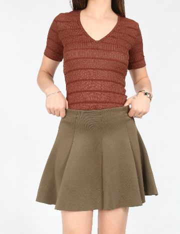 Fusta Bershka, verde