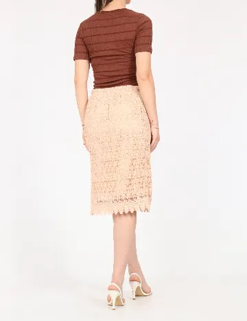 Fusta Zara, crem