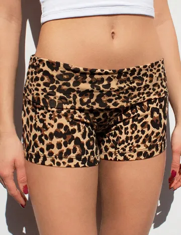 Pantaloni scurti SHEIN, animal print