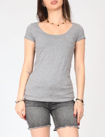 Pantaloni scurti Vero Moda, gri inchis