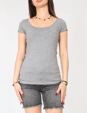 Pantaloni scurti Vero Moda, gri inchis