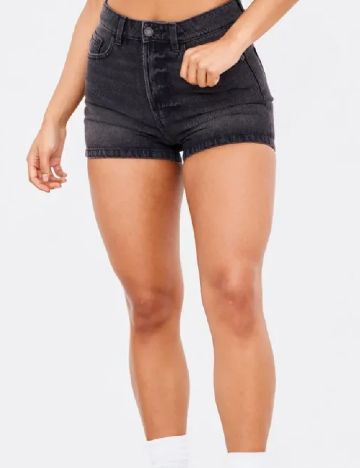 Pantaloni scurti PrettyLittleThing, negru