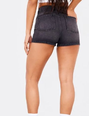 Pantaloni scurti PrettyLittleThing, negru