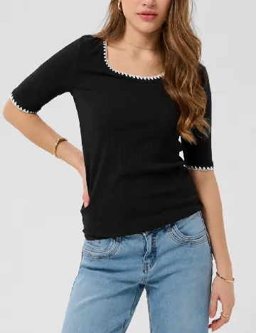 Tricou Cream, negru