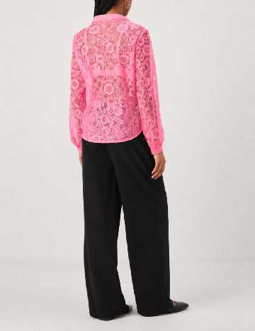 Camasa Pieces, roz